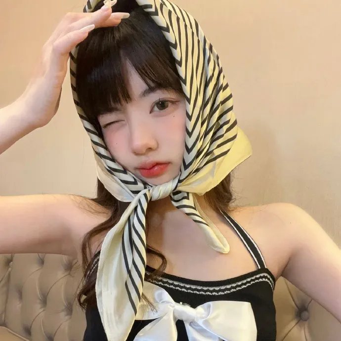 夏洛特眼中的简